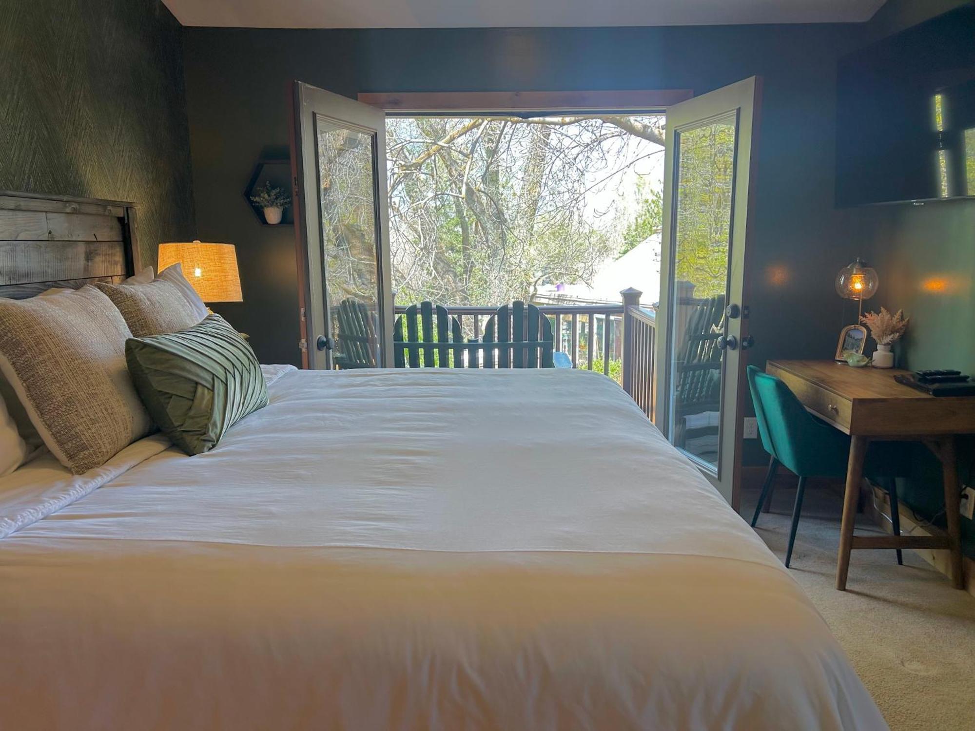 Engen Hus Bed And Breakfast Cottonwood Heights Exterior photo